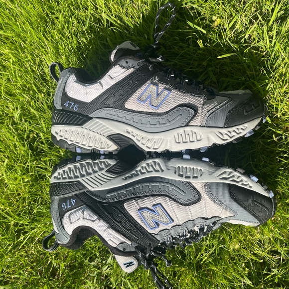 New Balance 476 Gray and Black Sneakers - Picture 3 of 12